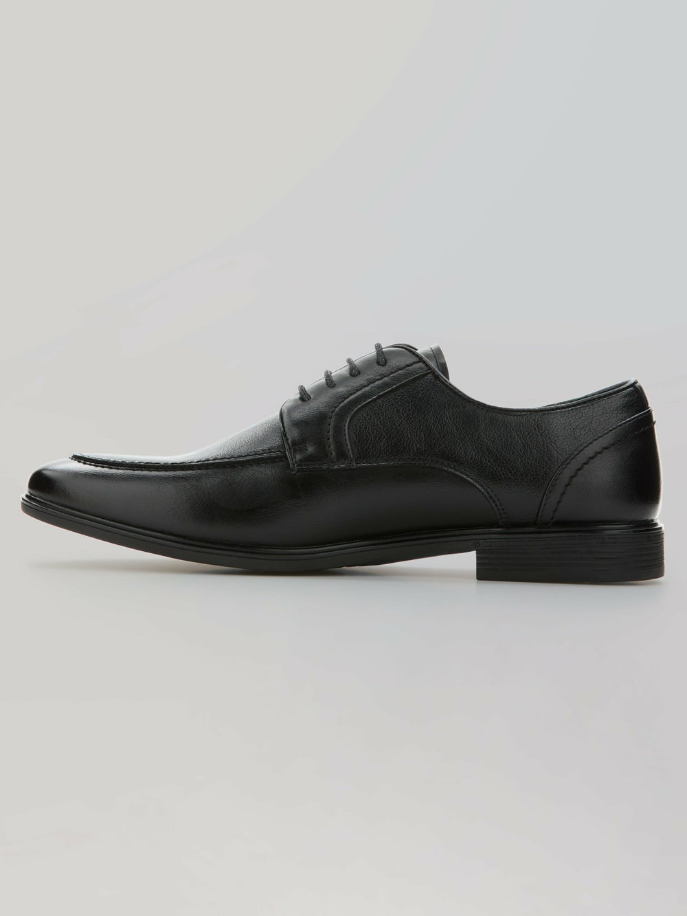 Lyle Dress Shoe -  Perry Ellis near me