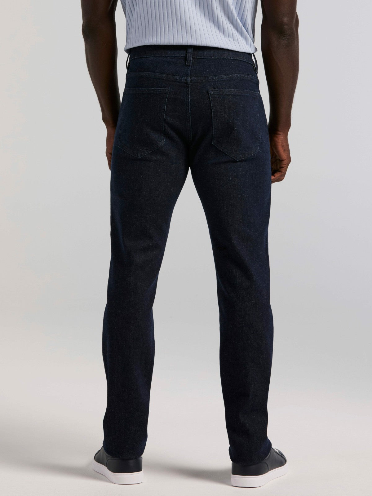 Slim Fit Indigo Rinse 5-Pocket Stretch Denim Jeans -  Perry Ellis US