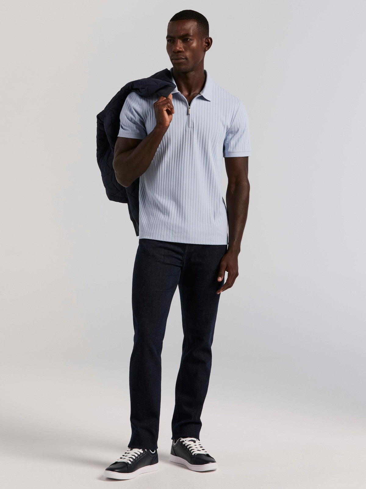 Slim Fit Indigo Rinse 5-Pocket Stretch Denim Jeans -  Perry Ellis US