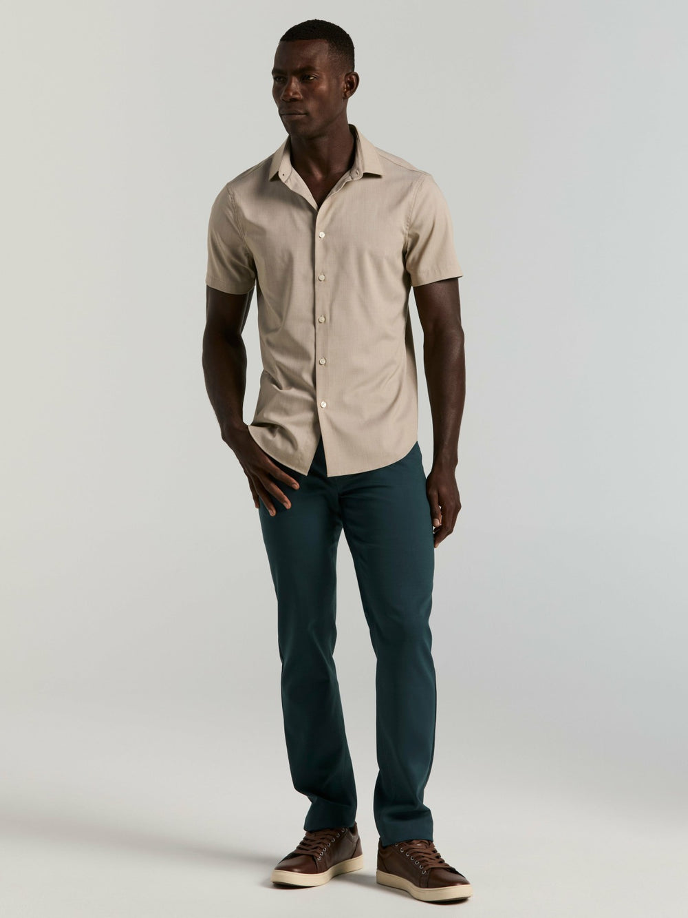 Slim Fit Total Stretch Heathered Short Sleeve Shirt -  Perry Ellis for sale